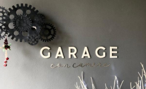 Garage con camere